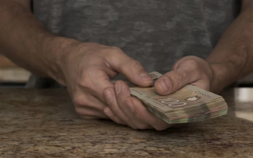 Ontario Residents Set to Receive Government Payments