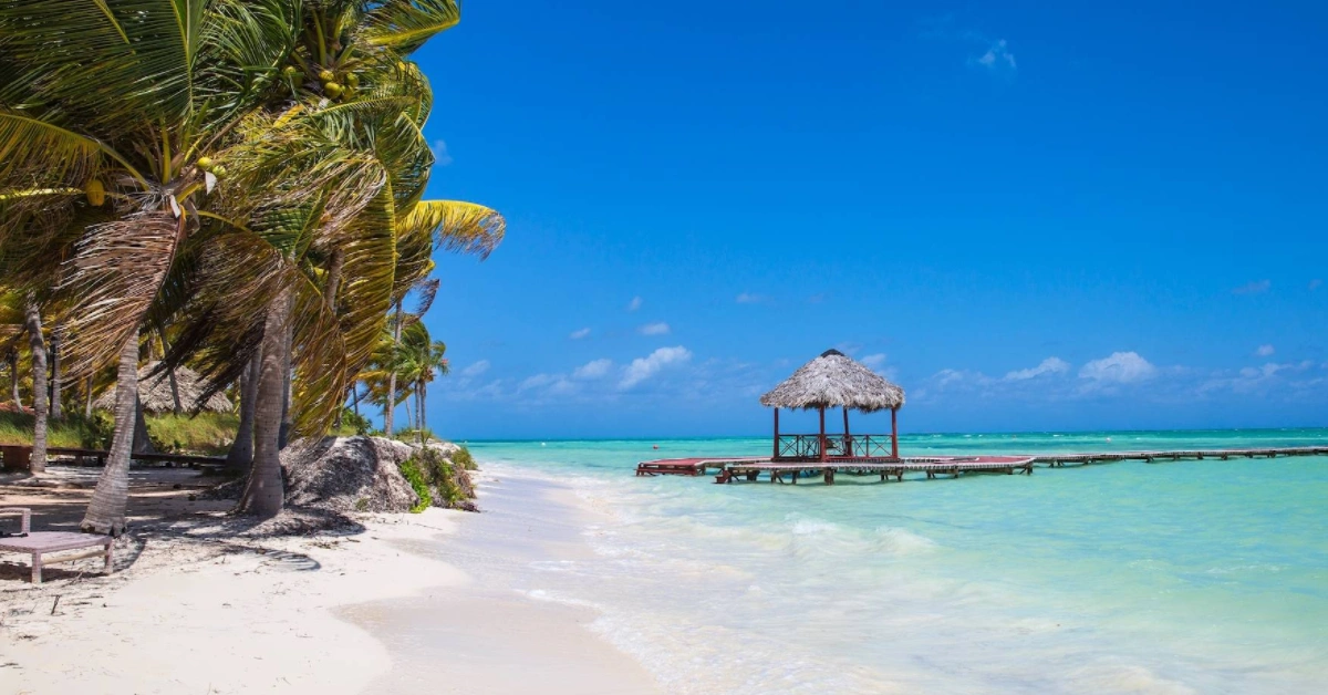 Toronto Adds New Flight to Country Famous for Pristine Beaches and Vintage Cars